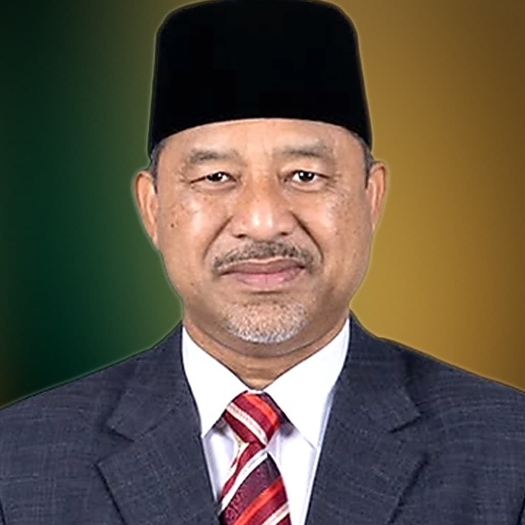YAB Dato' Panglima Perang Ustaz Dato' Haji Mohd Nassuruddin bin Haji Daud